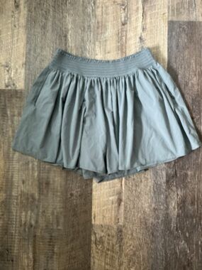 Athleta Light Gray Smocked Waist Flowy Shorts
